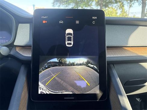 Used 2022 Polestar Polestar 2 w/ Plus Package image 27