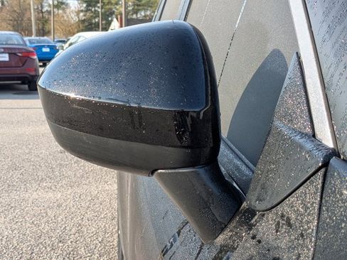 Used 2023 Nissan Rogue SV w/ SV Premium B Package image 11