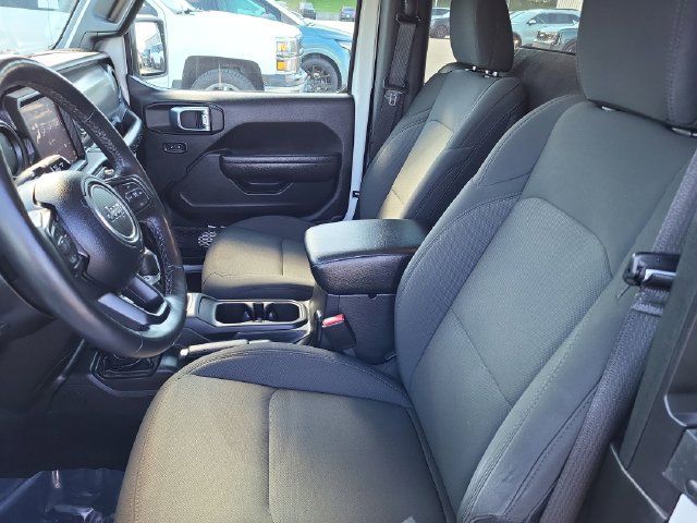 Used 2022 Jeep Wrangler Sport AWD/4WD image 11