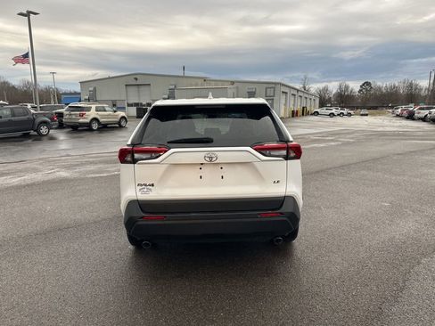 Used 2024 Toyota RAV4 LE image 4