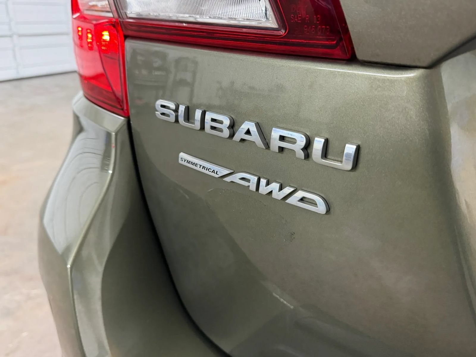 Used 2017 Subaru Outback 2.5i Limited AWD/4WD image 11
