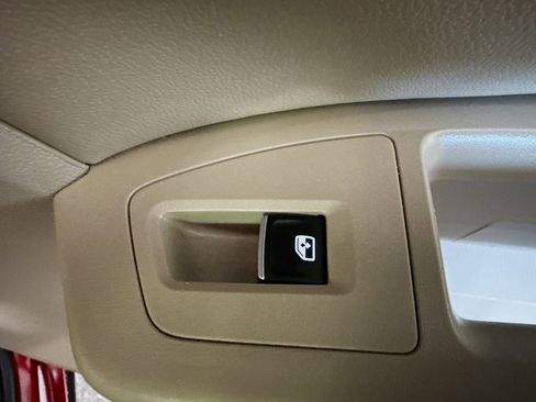 Used 2018 Volkswagen Atlas SE image 31