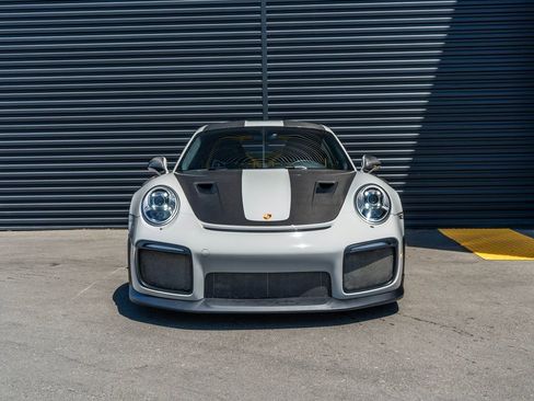 Used 2018 Porsche 911 GT2 RS RWD image 6