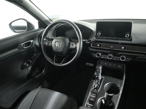 Used 2025 Honda Civic Sport image 15