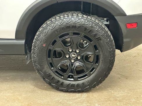 Used 2025 Ford Bronco Sport Badlands w/ Sasquatch Badlands Package AWD/4WD image 46