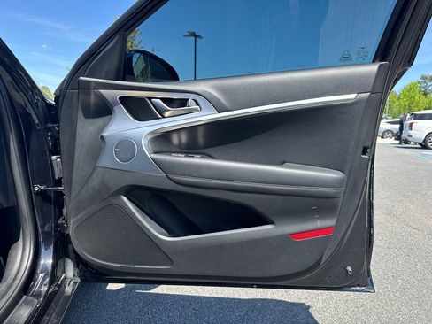 Used 2020 Genesis G70 2.0T w/ Elite Package RWD image 14
