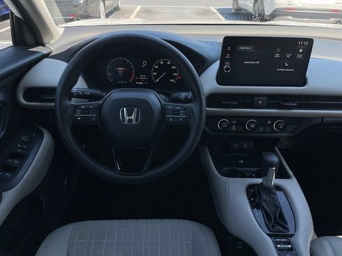 Used 2026 Honda HR-V LX image 11