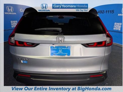 Certified 2025 Honda CR-V EX image 8