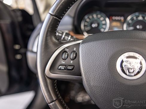 Used 2012 Jaguar XK Convertible RWD image 24