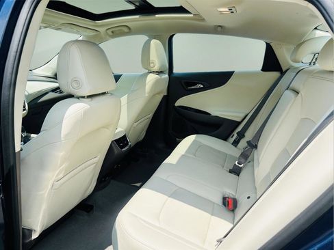 Used 2021 Chevrolet Malibu Premier image 35