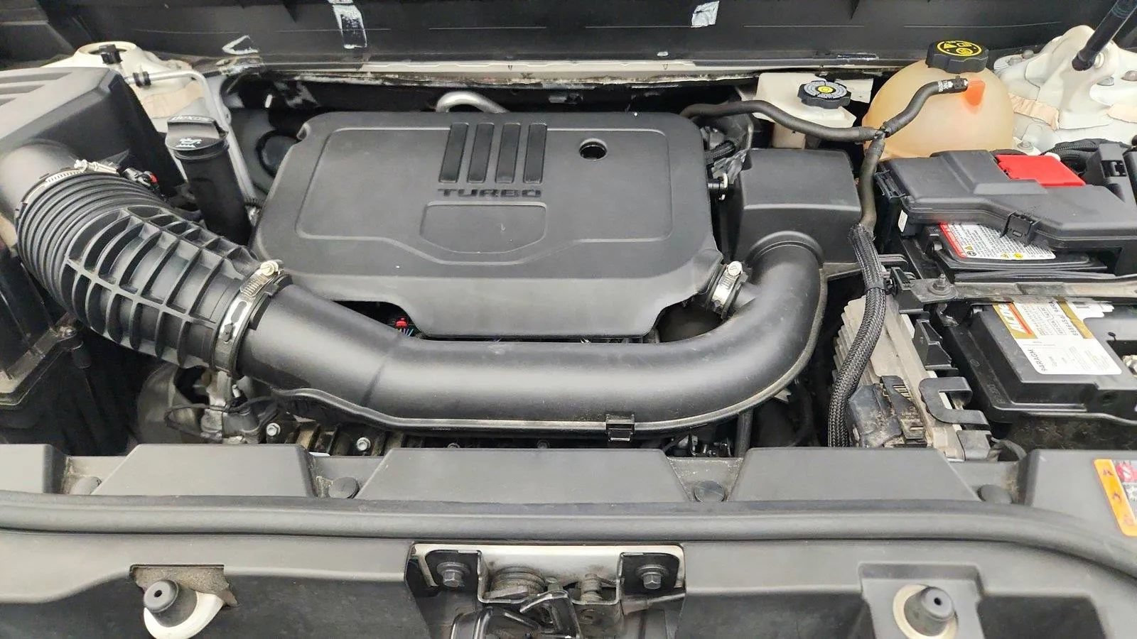 Used 2022 GMC Acadia SLE FWD image 38