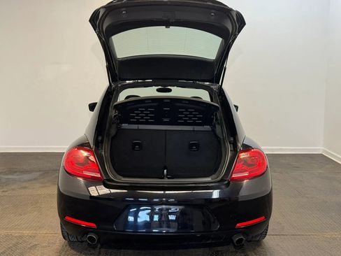 Used 2013 Volkswagen Beetle 2.0T FWD image 25