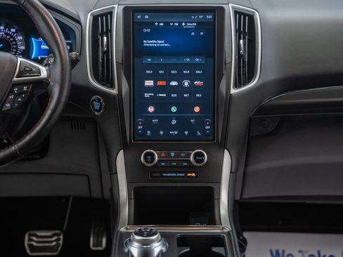 Certified 2024 Ford Edge ST-Line w/ Class II Trailer Tow Package AWD/4WD image 24