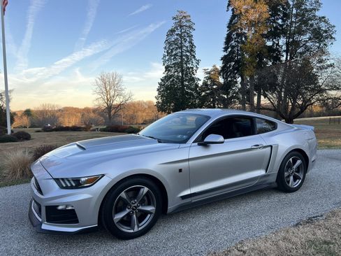 Used 2015 Ford Mustang Coupe w/ Equipment Group 051A image 5