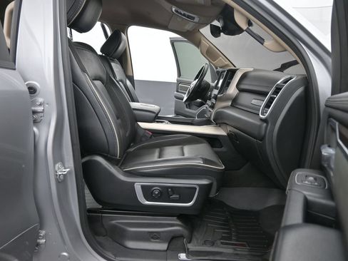 Used 2021 RAM 1500 Laramie AWD/4WD image 18