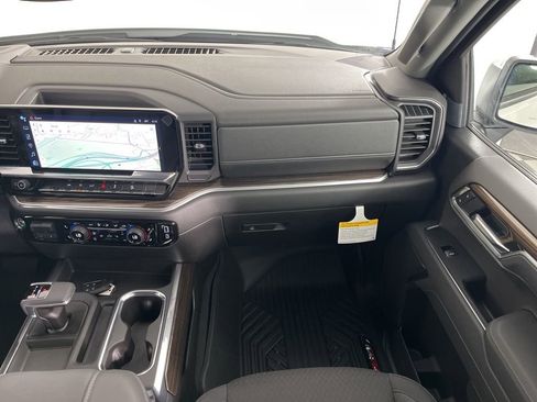 New 2026 Chevrolet Silverado 1500 LT AWD/4WD image 13
