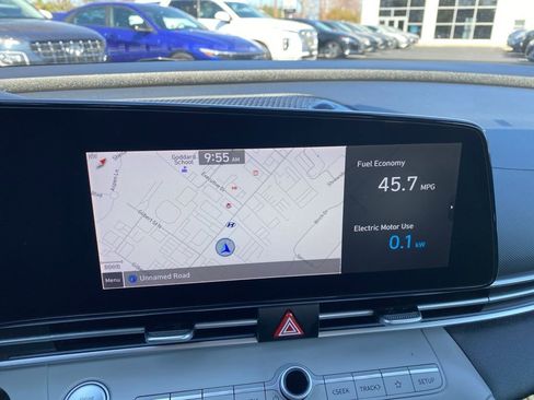 Certified 2022 Hyundai Elantra Limited w/ Cargo Package image 17