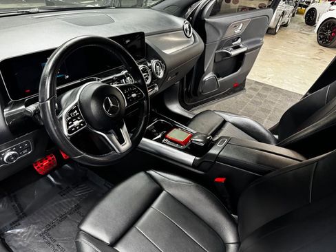 Used 2021 Mercedes-Benz GLA 250 image 32