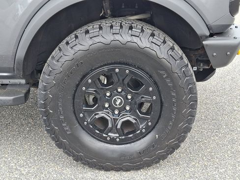 Certified 2022 Ford Bronco Wildtrak AWD/4WD image 8