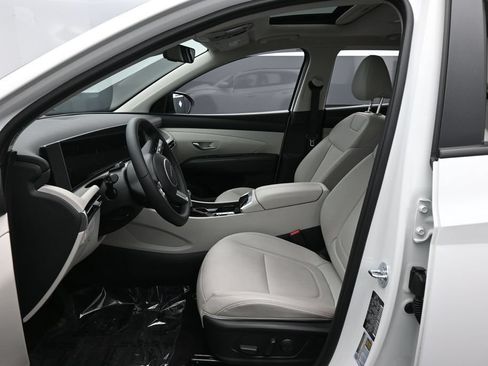 Used 2025 Hyundai Tucson SEL AWD/4WD image 21
