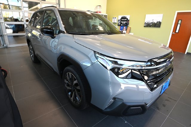 New 2026 Subaru Forester Touring AWD/4WD image 17