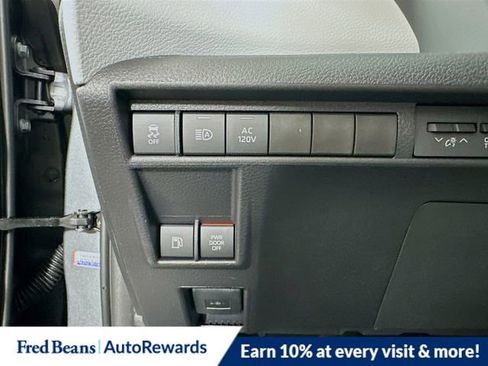 New 2026 Toyota Sienna XLE image 14