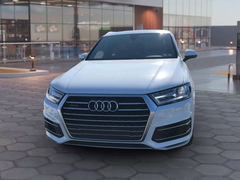 Used 2018 Audi Q7 3.0T Premium image 8