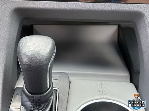 Used 2019 Toyota Avalon XLE w/ Moonroof Package FWD image 23