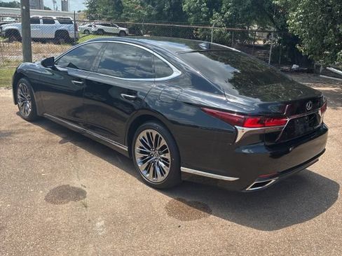 Used 2020 Lexus LS 500 w/ Interior Upgrade Package RWD image 2