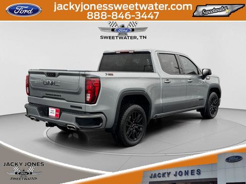 Used 2023 GMC Sierra 1500 Elevation AWD/4WD image 5