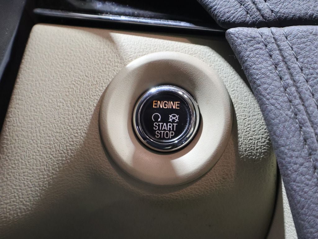 Used 2019 Lincoln MKT AWD image 29