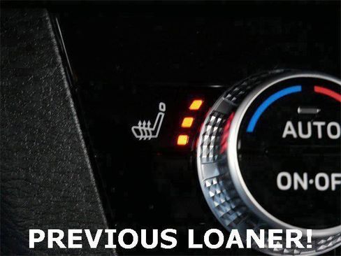 Used 2025 Mitsubishi Outlander SE image 23