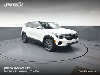 Used 2024 Kia Seltos LX AWD/4WD video 1