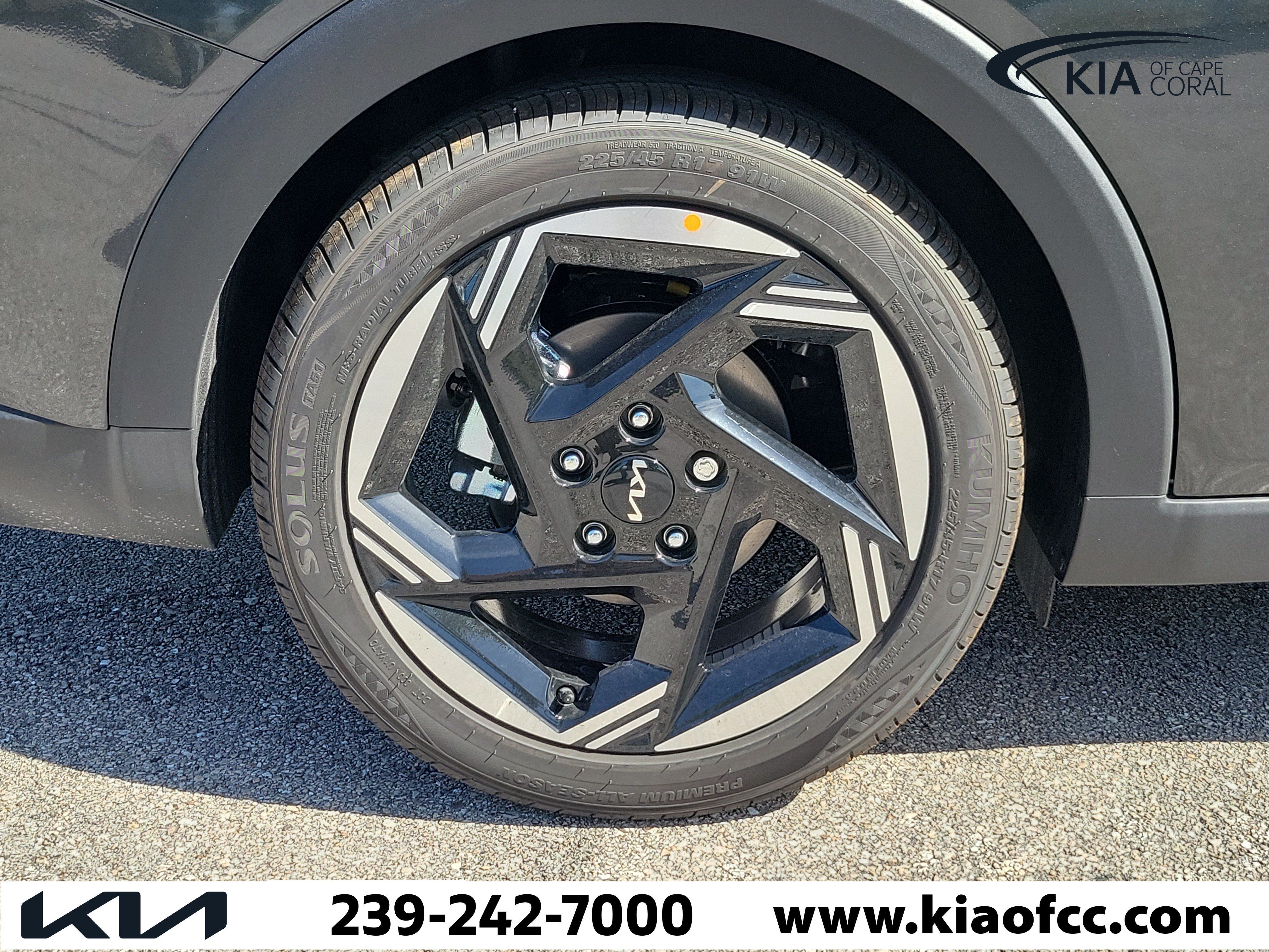 New 2026 Kia K4 EX FWD image 9