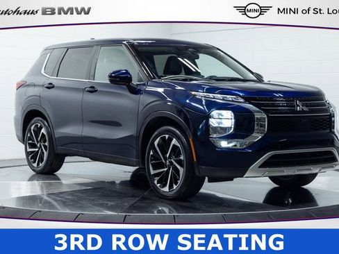 Used 2024 Mitsubishi Outlander SE FWD image 1