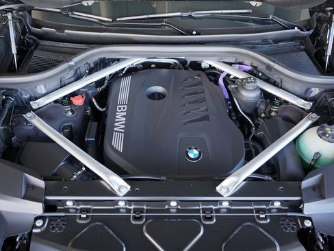 New 2026 BMW X7 xDrive40i w/ M Sport Package image 22