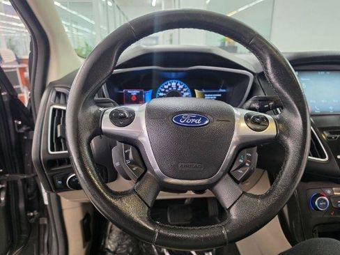 Used 2016 Ford Focus Electric Hatchback FWD image 10