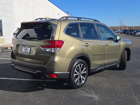 Certified 2023 Subaru Forester Limited image 12