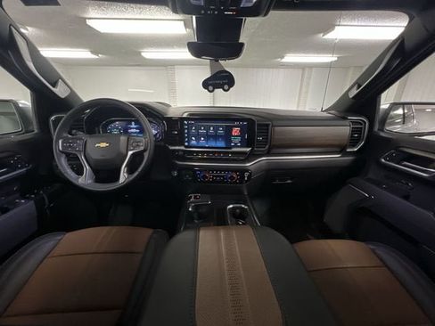Certified 2025 Chevrolet Silverado 1500 High Country image 21