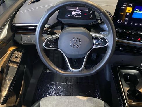 Certified 2023 Volkswagen ID.4 Standard image 4