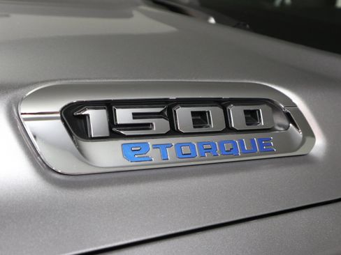 Used 2025 RAM 1500 Big Horn AWD/4WD image 33