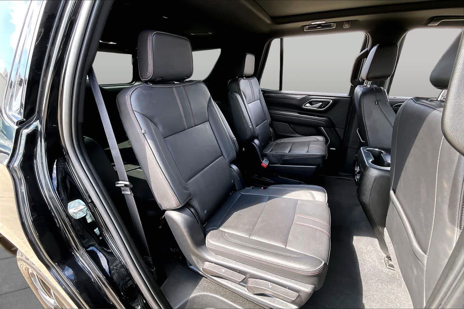 Used 2022 Chevrolet Tahoe RST w/ Sport Performance Package AWD/4WD image 20