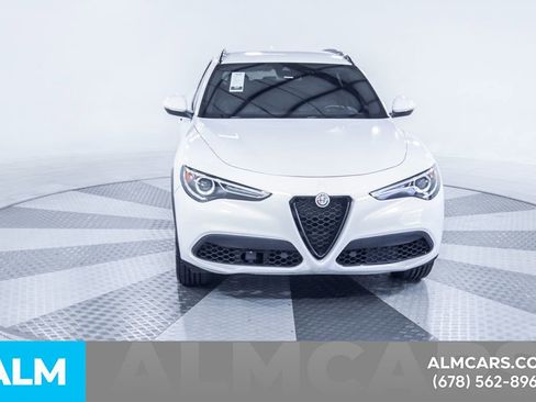 Used 2022 Alfa Romeo Stelvio Sprint image 15