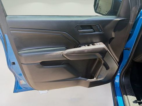 Used 2023 Chevrolet Colorado W/T w/ Technology Package RWD image 20