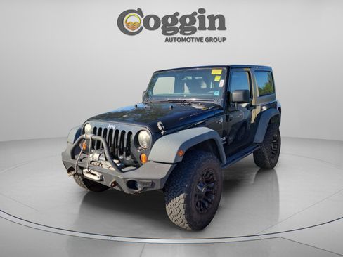 Used 2013 Jeep Wrangler Sport w/ Connectivity Group AWD/4WD image 1