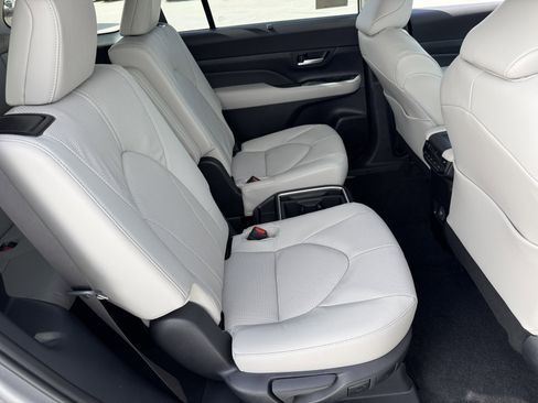 New 2026 Toyota Grand Highlander Limited AWD/4WD image 5