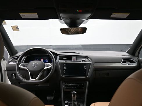 Used 2022 Volkswagen Tiguan SE image 26