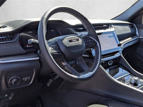 New 2026 Jeep Grand Cherokee Altitude AWD/4WD image 3