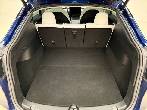 Used 2021 Tesla Model Y Performance image 35