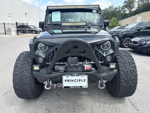 Used 2015 Jeep Wrangler Unlimited Sport w/ Connectivity Group AWD/4WD image 2